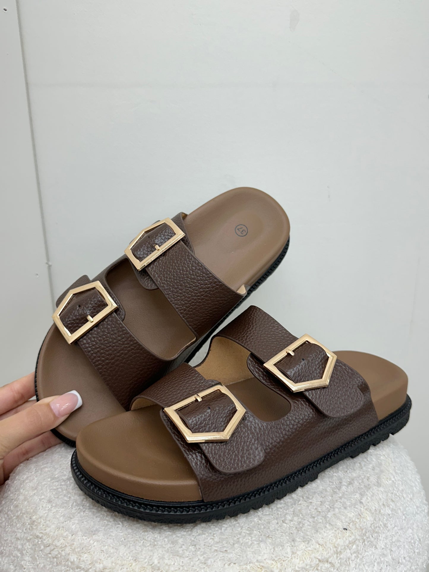 GOLD BUCKLE TWO STRAP SANDAL