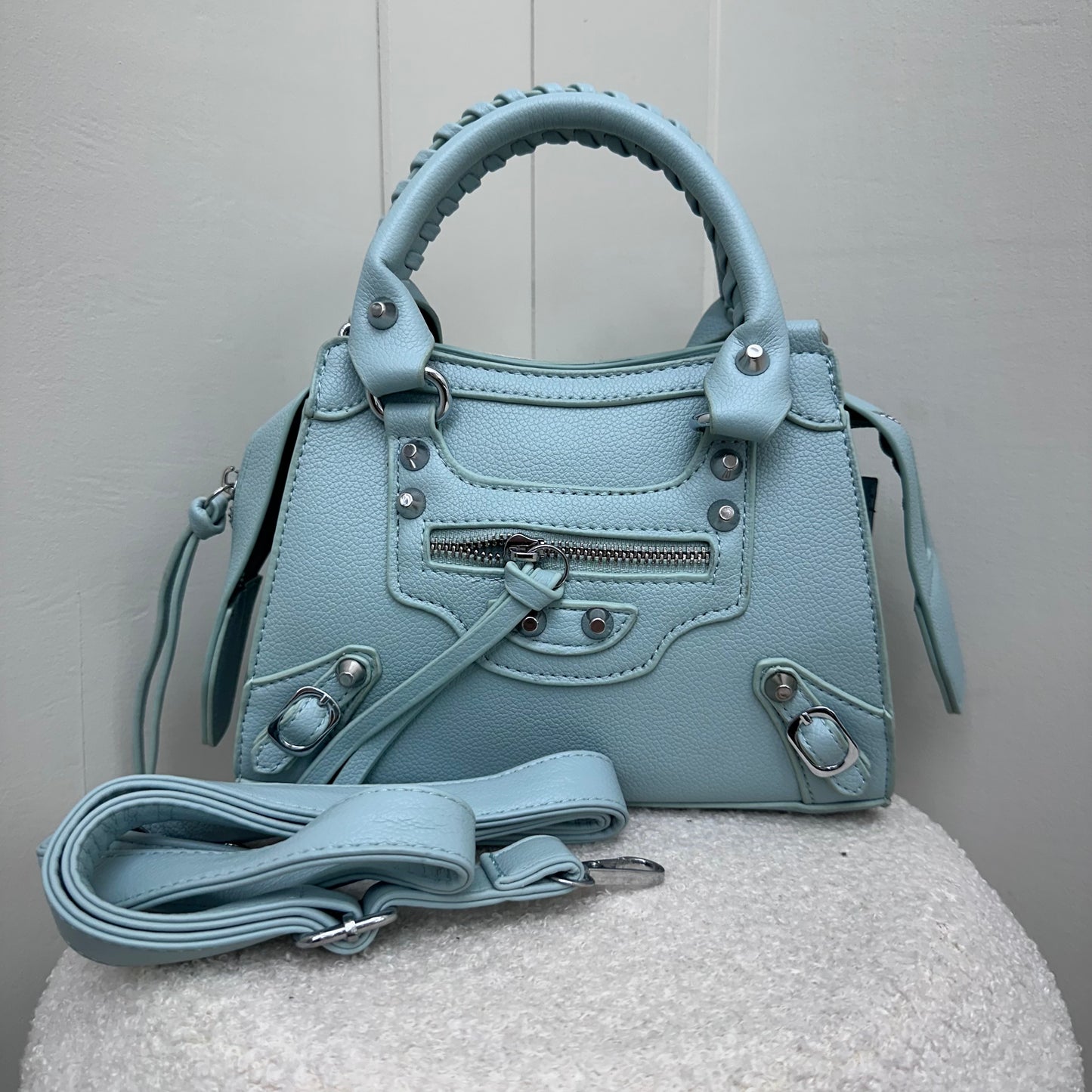 DAN- Handbag with strap