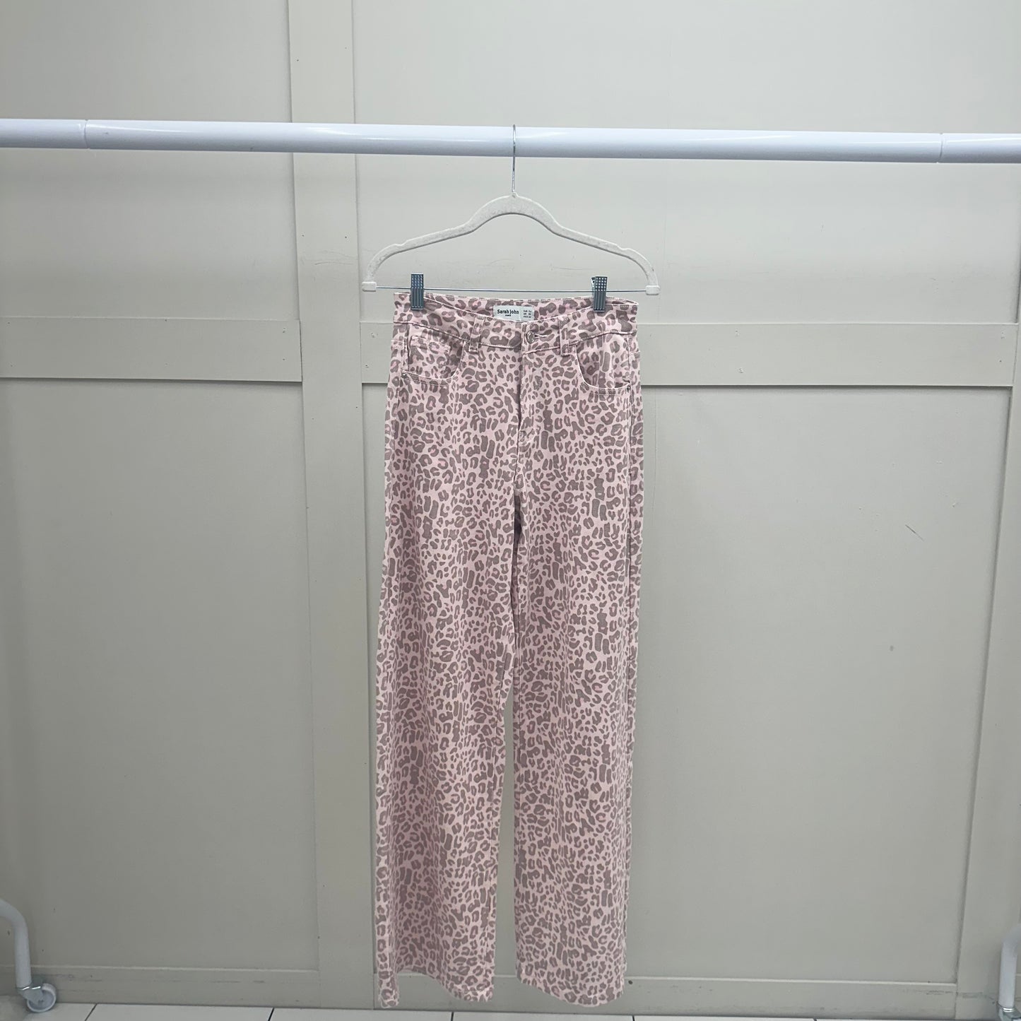 DIVA - Pink Peopard Jeans With a Sparkled Back Pocket Detail.( 31inches)