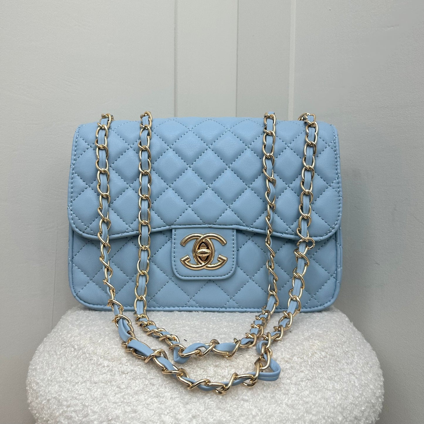 Chloe - Cushioned Bag