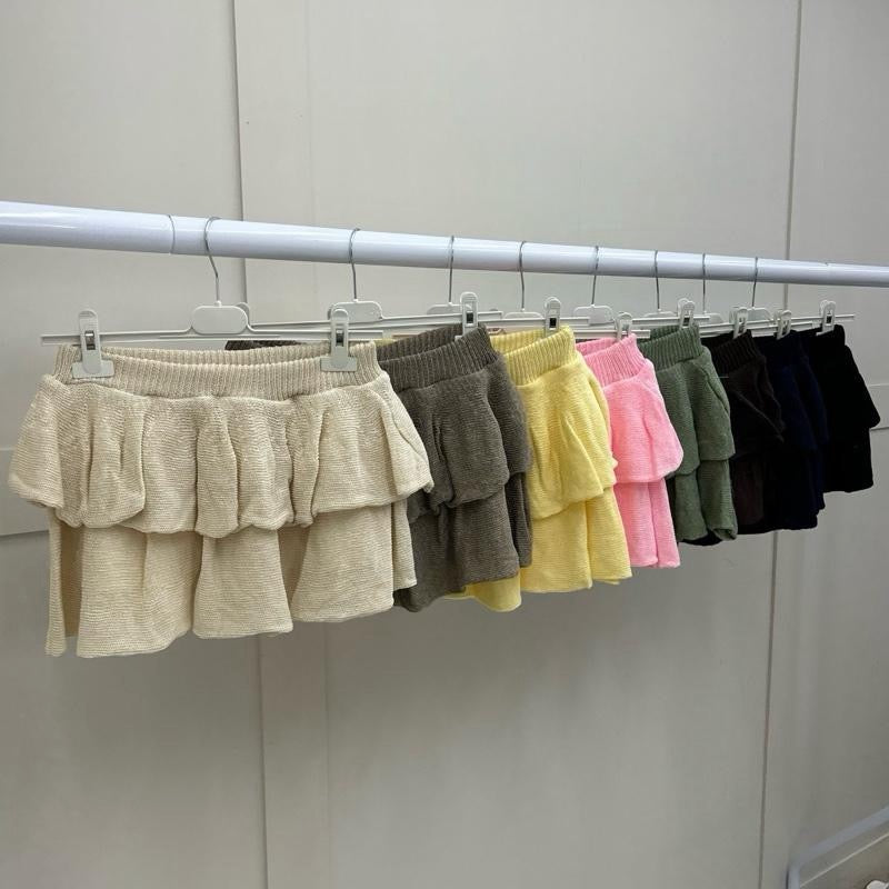 Carly Mini Skirt with built in shorts ( size 6-12)