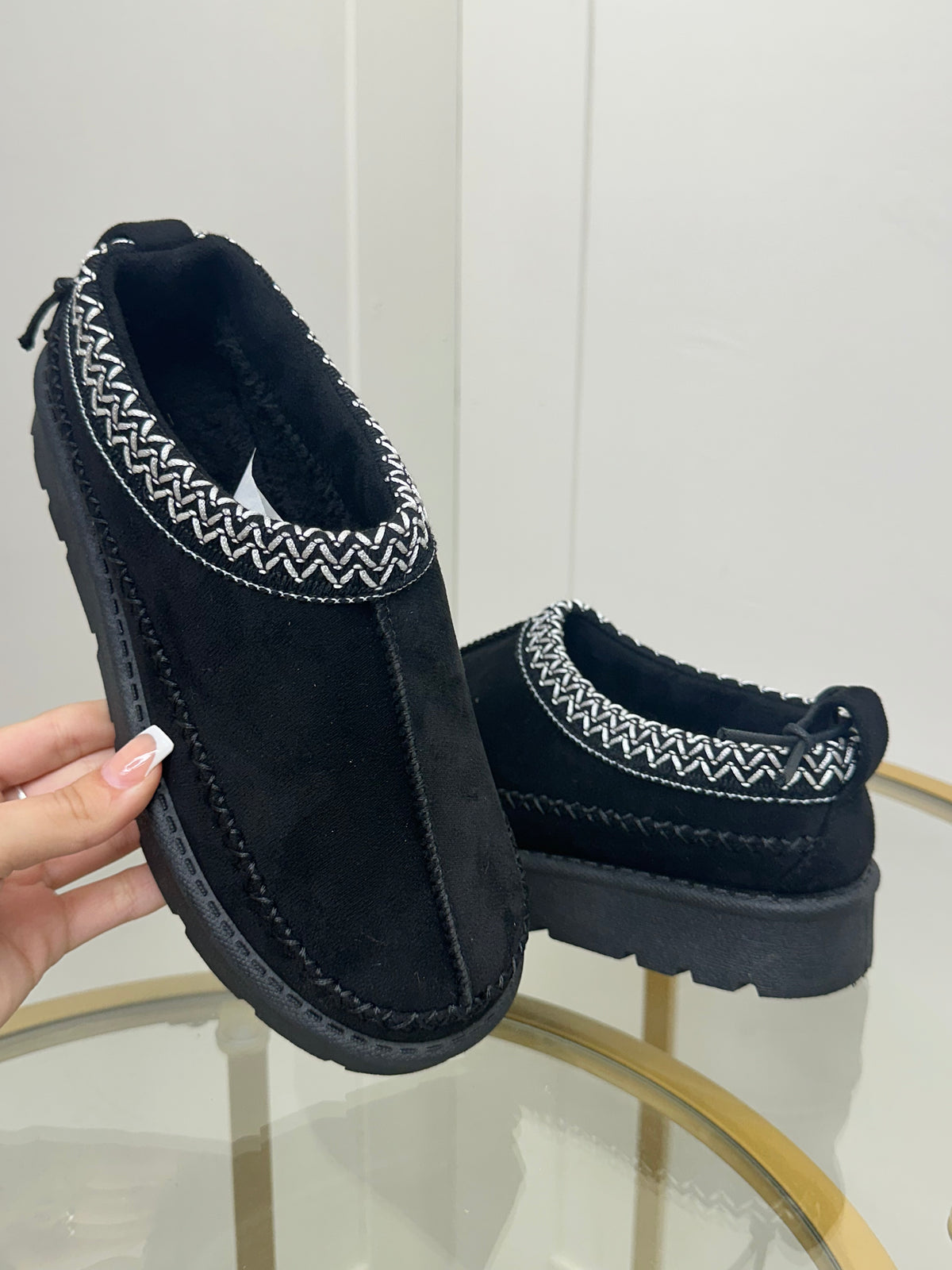 HOLLY - Embroidered Platform Slip-On Loafers
