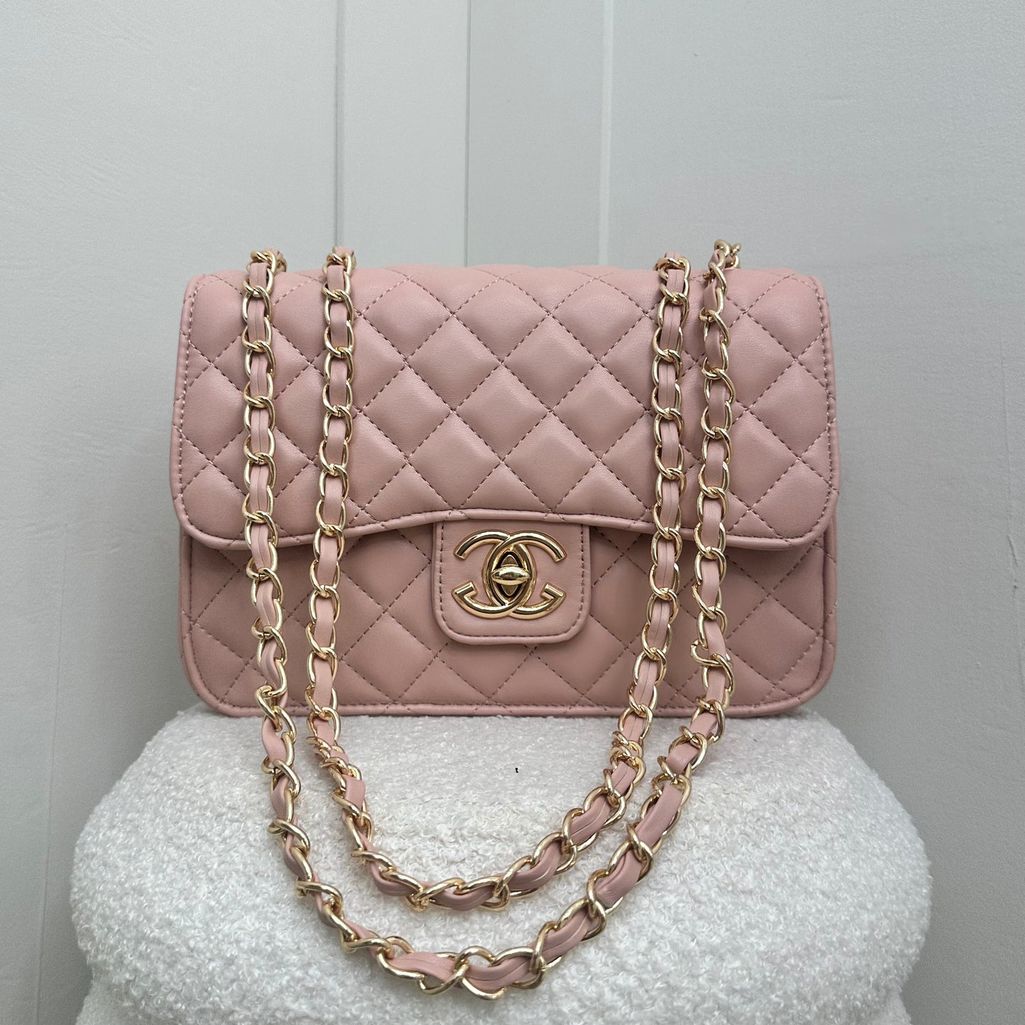 Chloe - Cushioned Bag