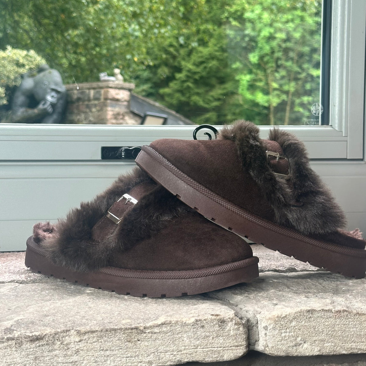 FAUX Fur Buckle Slipper - Suede effect