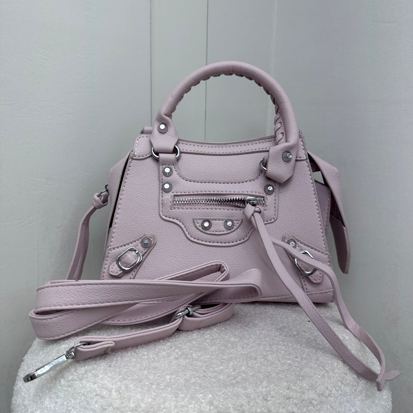 DAN- Handbag with strap